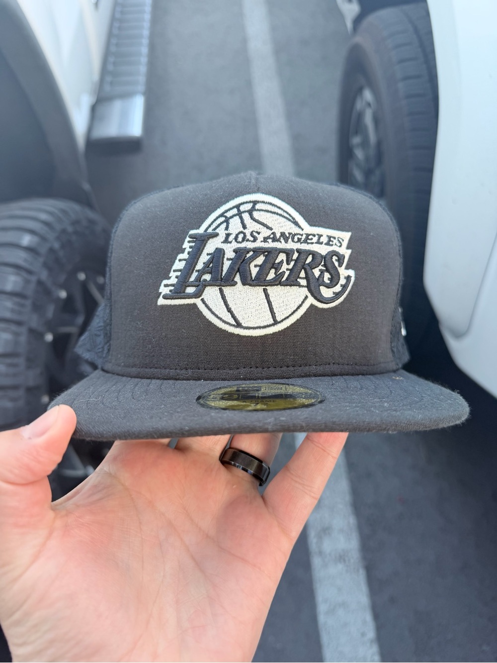 New Era Los Angeles Lakers Black and White Fitted Cap